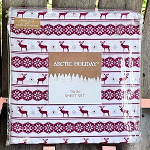 NEW Reindeer Snowflakes TWIN Size Sheet Set - Red & White Snowflakes Deer